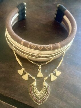 Macrame choker